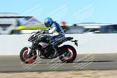 media/Jan-09-2022-SoCal Trackdays (Sun) [[2b1fec8404]]/Front Straight Speed Shots (1pm)/